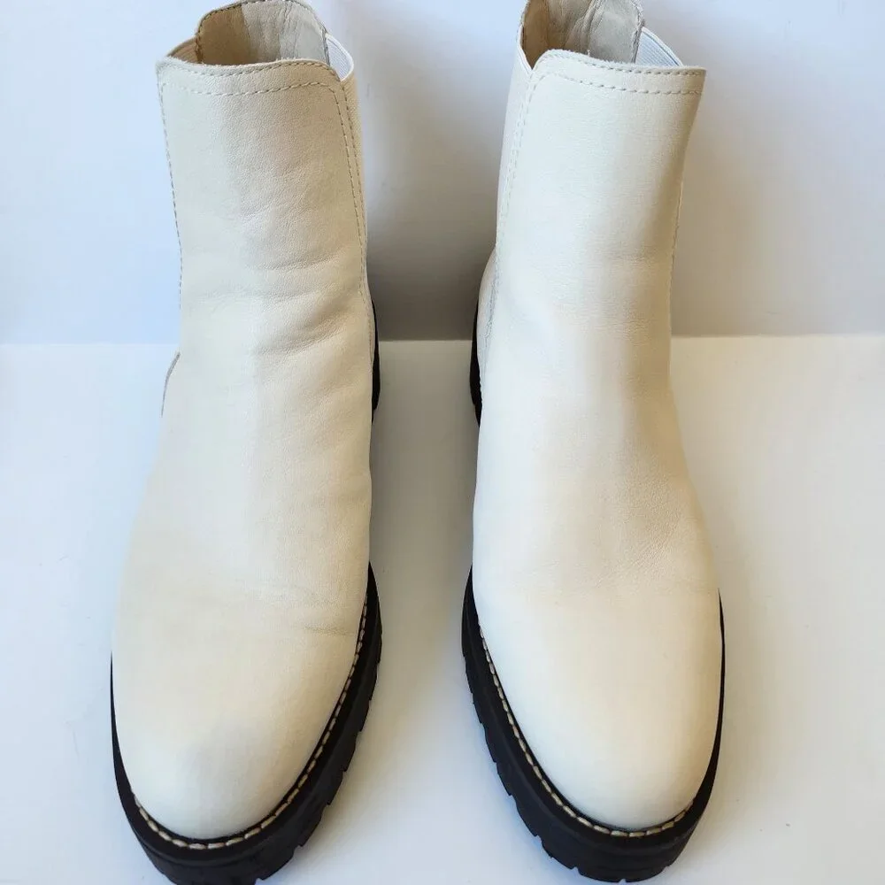 Sam Edelman Justina Lug Sole Chelsea Boots Ivory Winter Outdoors Cabincore - Picture 2 of 11